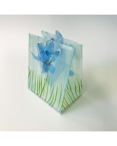 Gift bag  Transp. Blue flowers 12*15*8,5  cm.